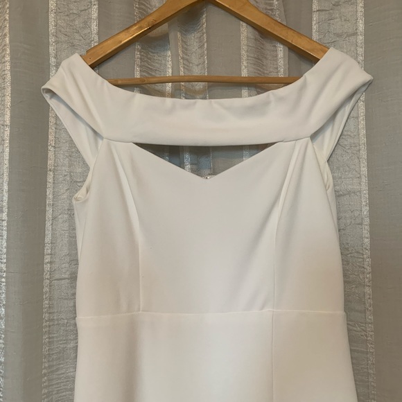 Lulus Off-the-Shoulder Mermaid Gown with Cutout Detail - Picture 7 of 11